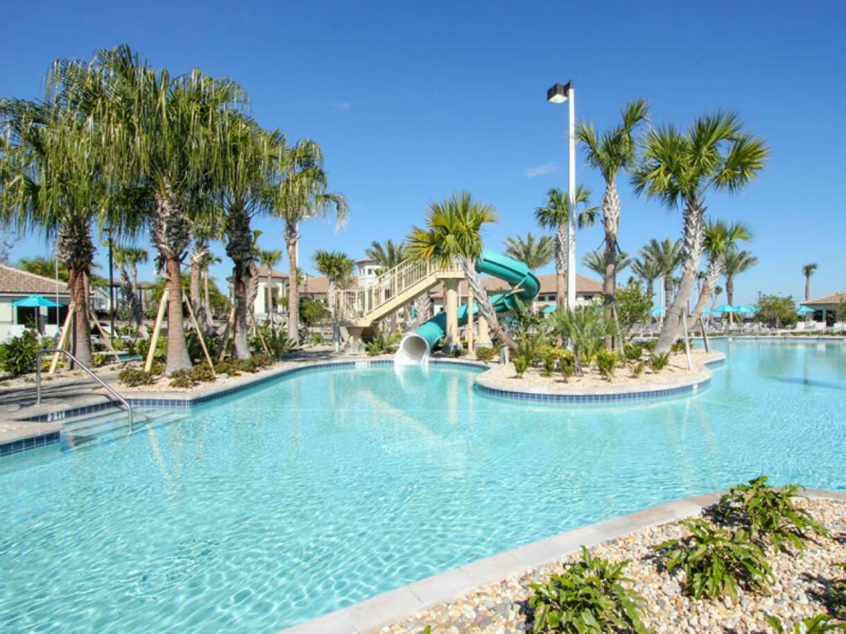 Modern Vacation With Private Pool Cg1593 * Davenport
